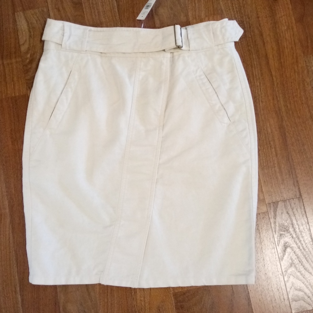 Loft skirt